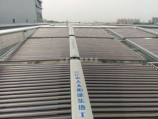 【圖片】屠宰場太陽能預加熱熱水系統工程