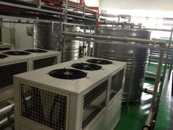 鹽城電子廠電鍍熱泵恒溫系統
